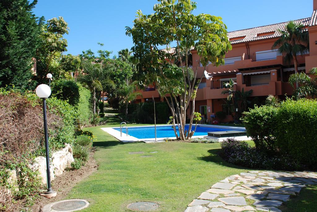 Estepona Marina Apartment Exterior photo